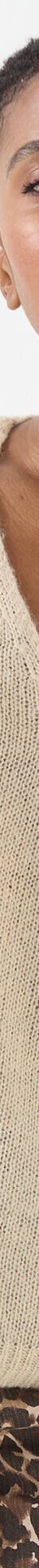 Pull col V manches longues, laine et mohair mélangés (beige) Pull col V manches longues, laine et mohair mélangés (beige)